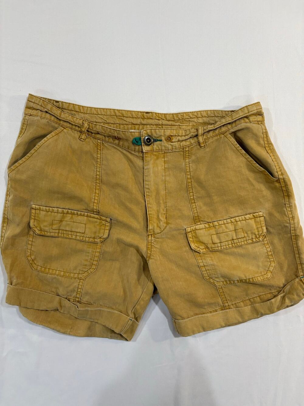 Sundance 100% Tencel Mustard Yellow Gorpcore Cargo Shorts Size 12 Petite
